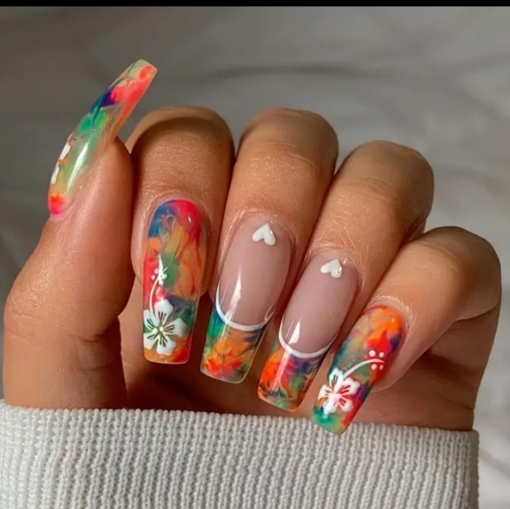 🔥3/$21 Glossy medium Ballerina French tip with flower design Press on nails
